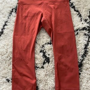 Wunder Under CROP High-Rise 21" Full-On Luxtreme